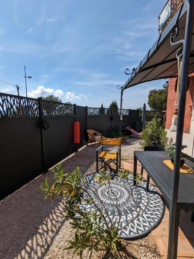 L'Instant Mer - Bord De Mer - Studio Avec Grand Jardin A La Capte Hyères Eksteriør billede